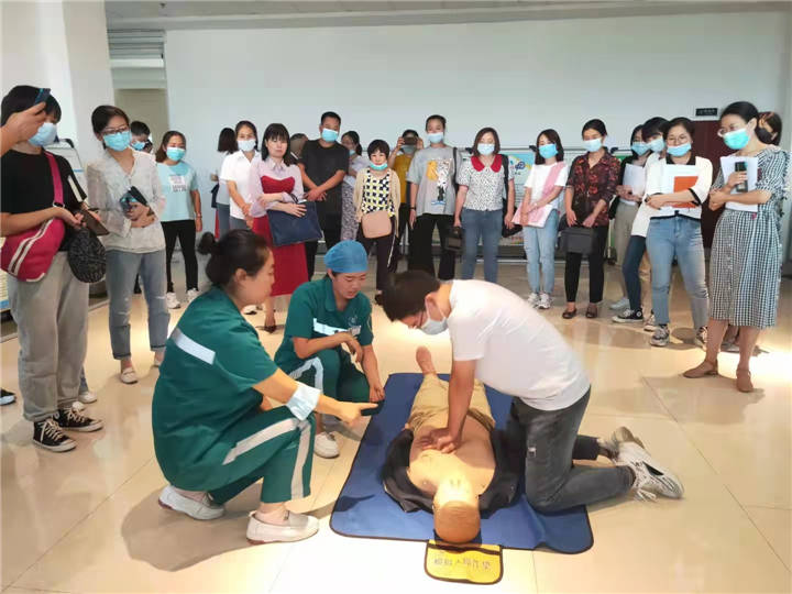 by体育宝鸡陈仓：开展健康知识培训 推动健康促进区建设走深走实(图2)